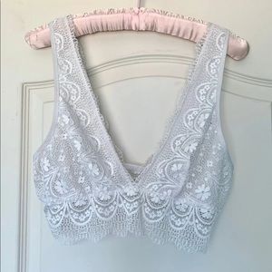white lace v-cut bralette